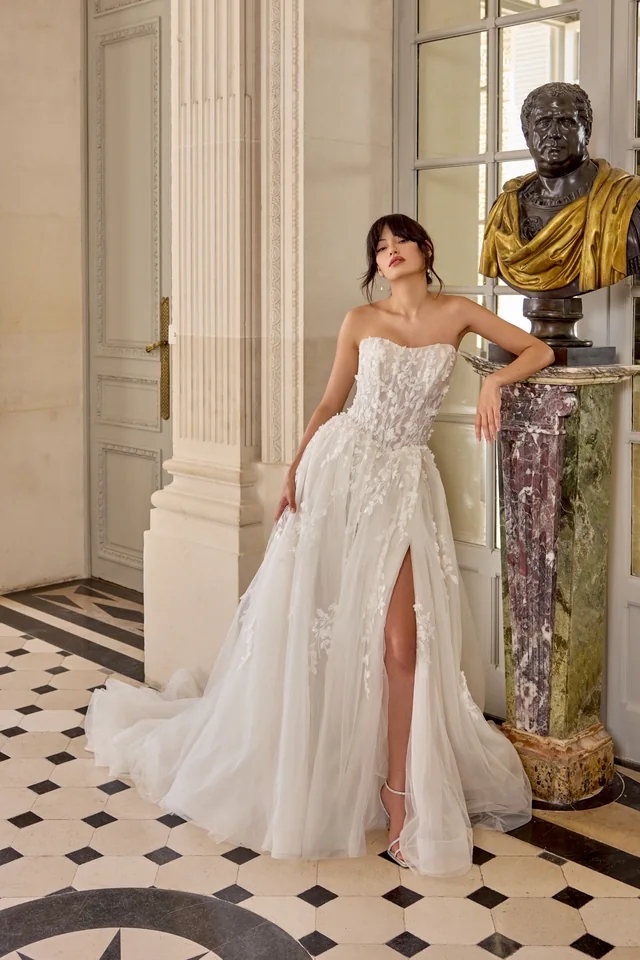 Brielle 11446, Adore by Justin Alexander: A-Linie