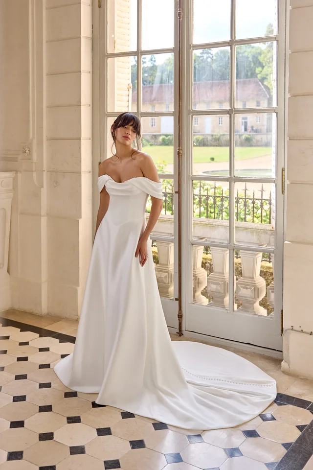 Cezanne 11428, Adore by Justin Alexander: A-Linie